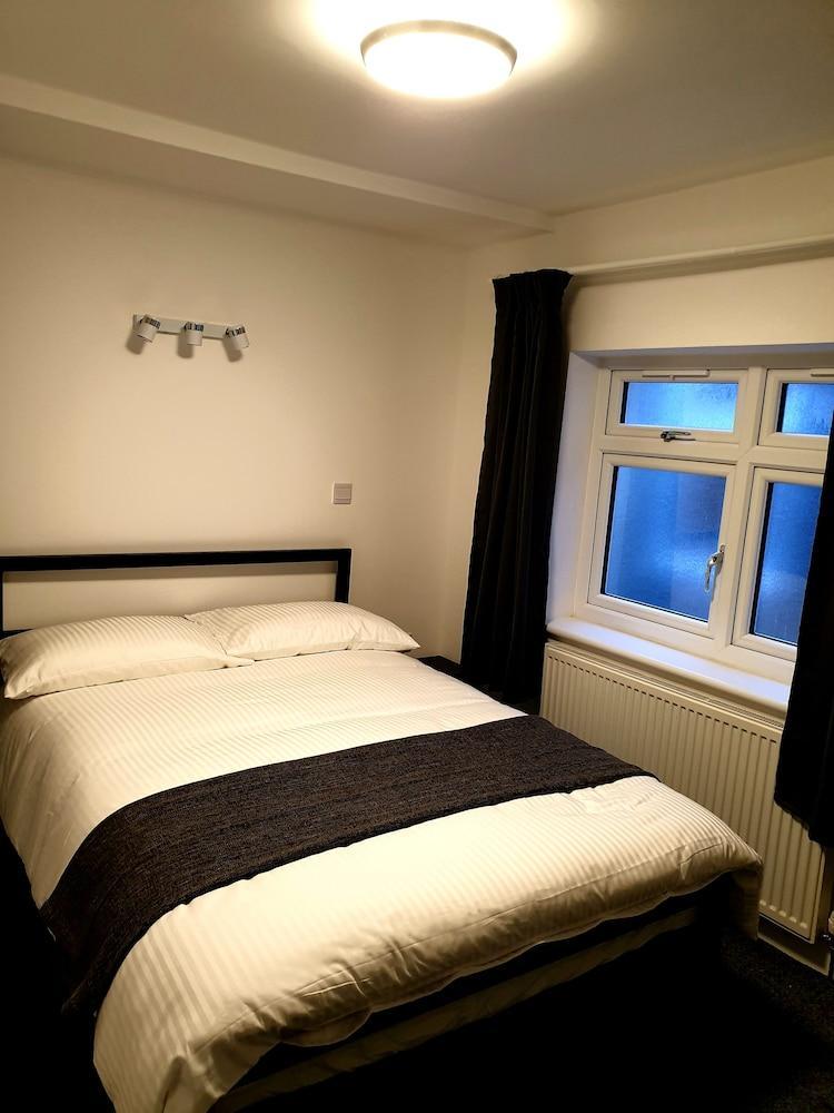 Wanstead Hotel Londra Dış mekan fotoğraf