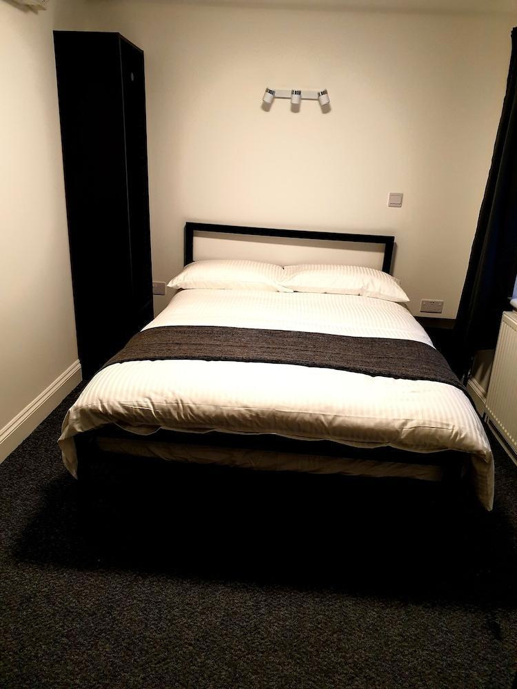 Wanstead Hotel Londra Dış mekan fotoğraf