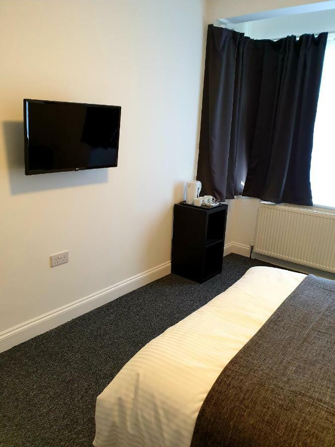 Wanstead Hotel Londra Dış mekan fotoğraf
