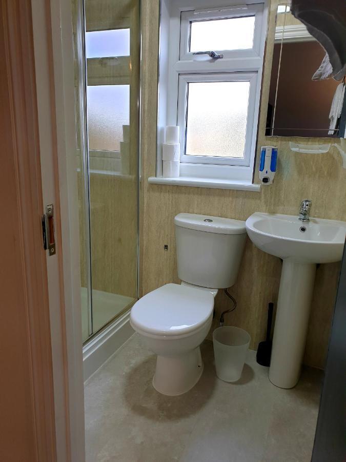 Wanstead Hotel Londra Dış mekan fotoğraf